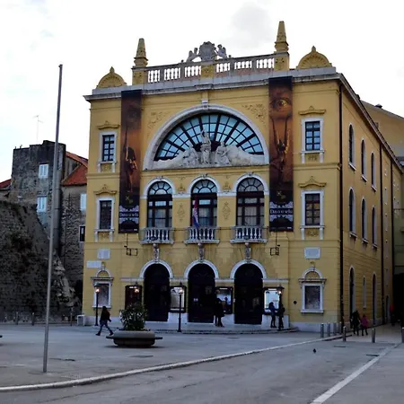 Perkovic * Split